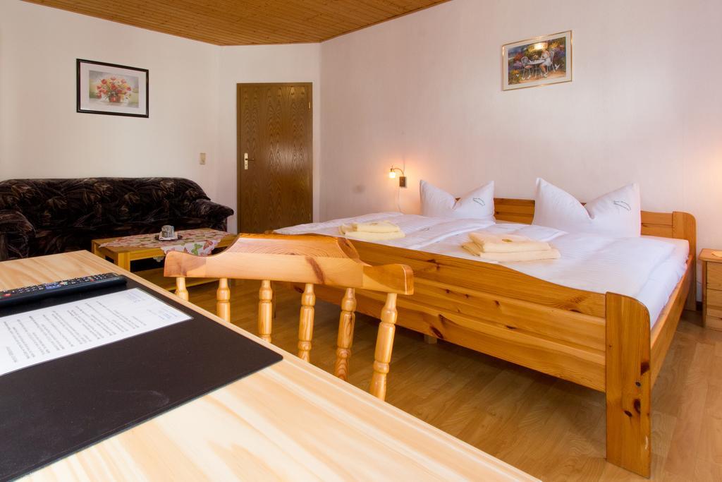 Pension Zum-Ratsherrn ฟรีดริชโรดา ห้อง รูปภาพ